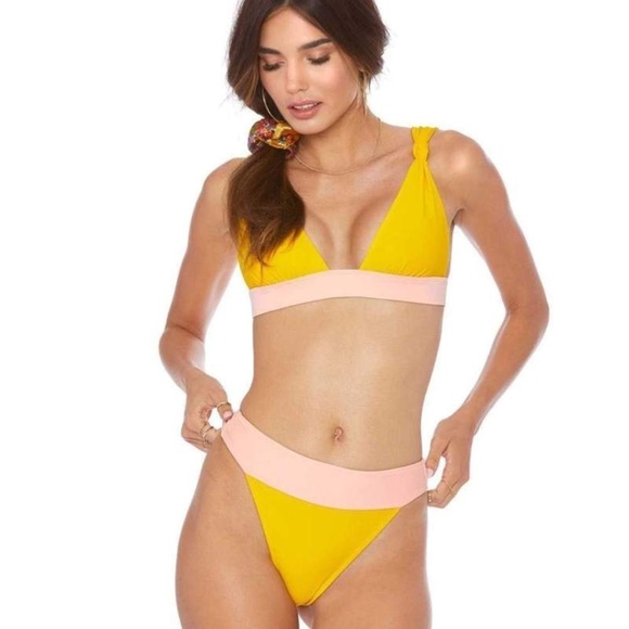 EllieJay Buzios Top In Lemmon Size M - Picture 3 of 14